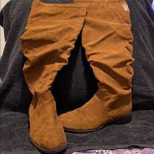 Brown boots